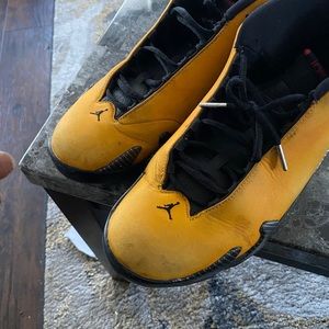 Air Jordan "Reverse Ferrari" 14s